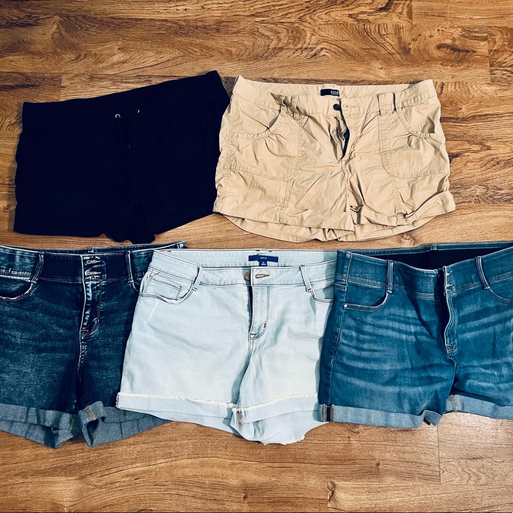 Shorts bundle size 16